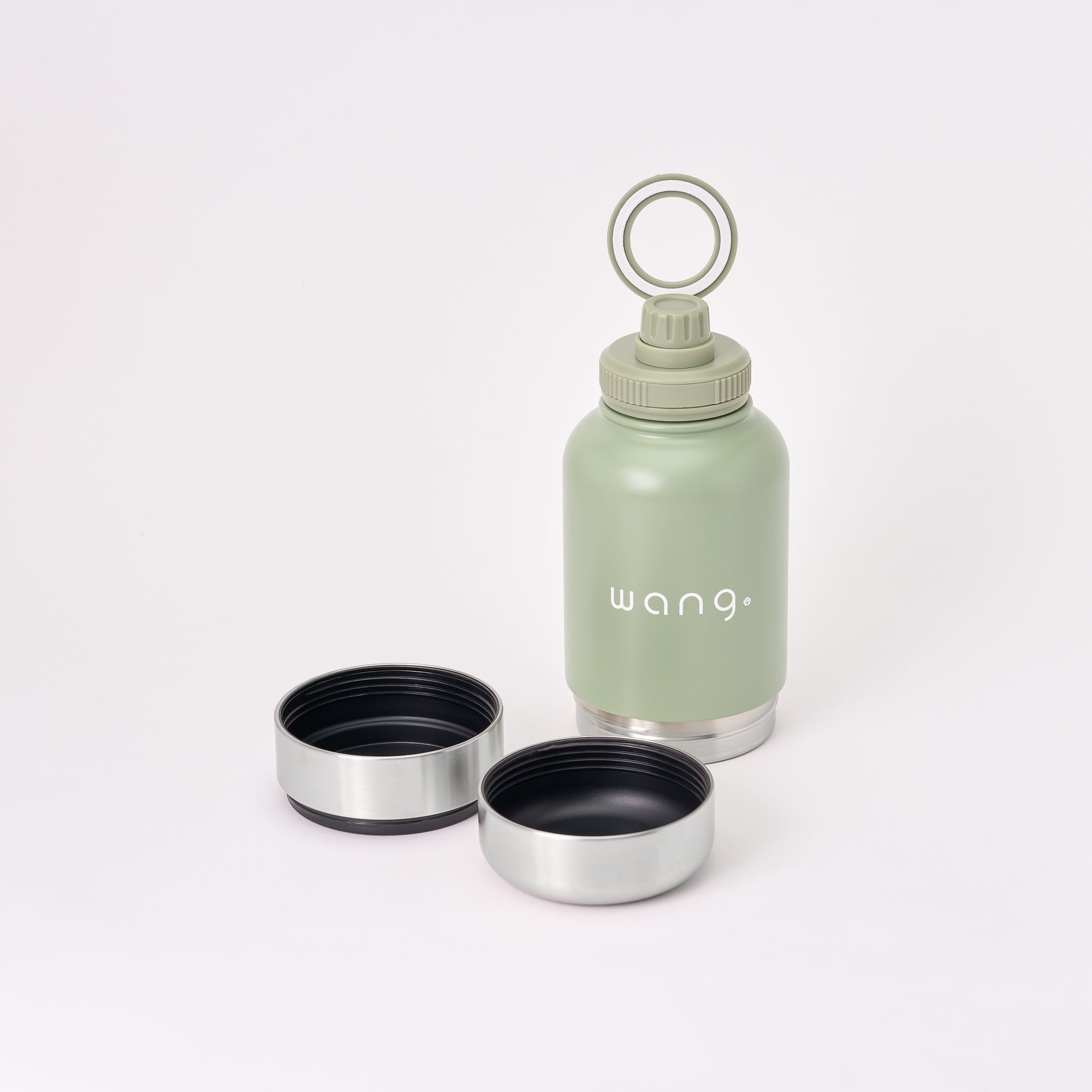 wang. Travel Dog Bottle