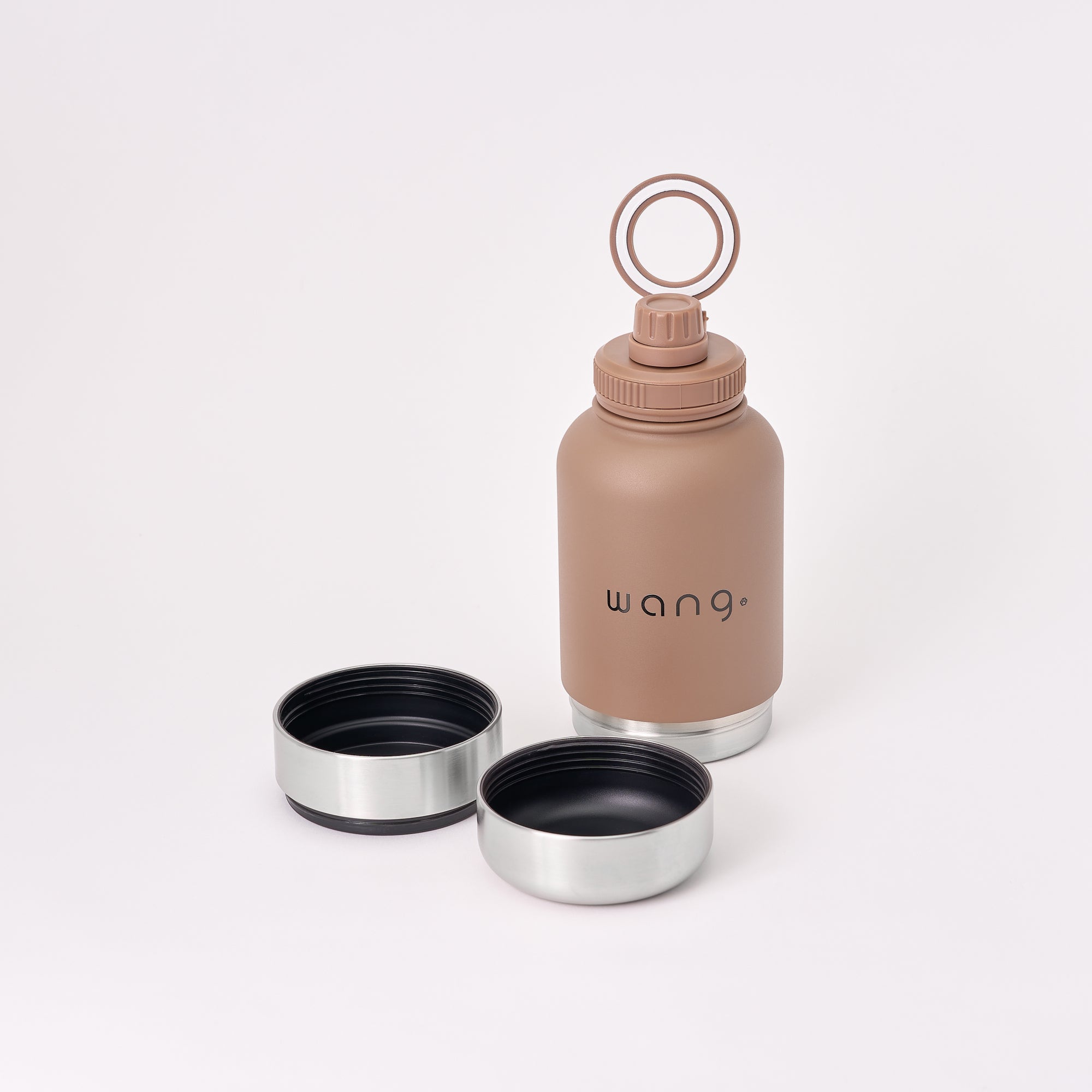 wang. Travel Dog Bottle