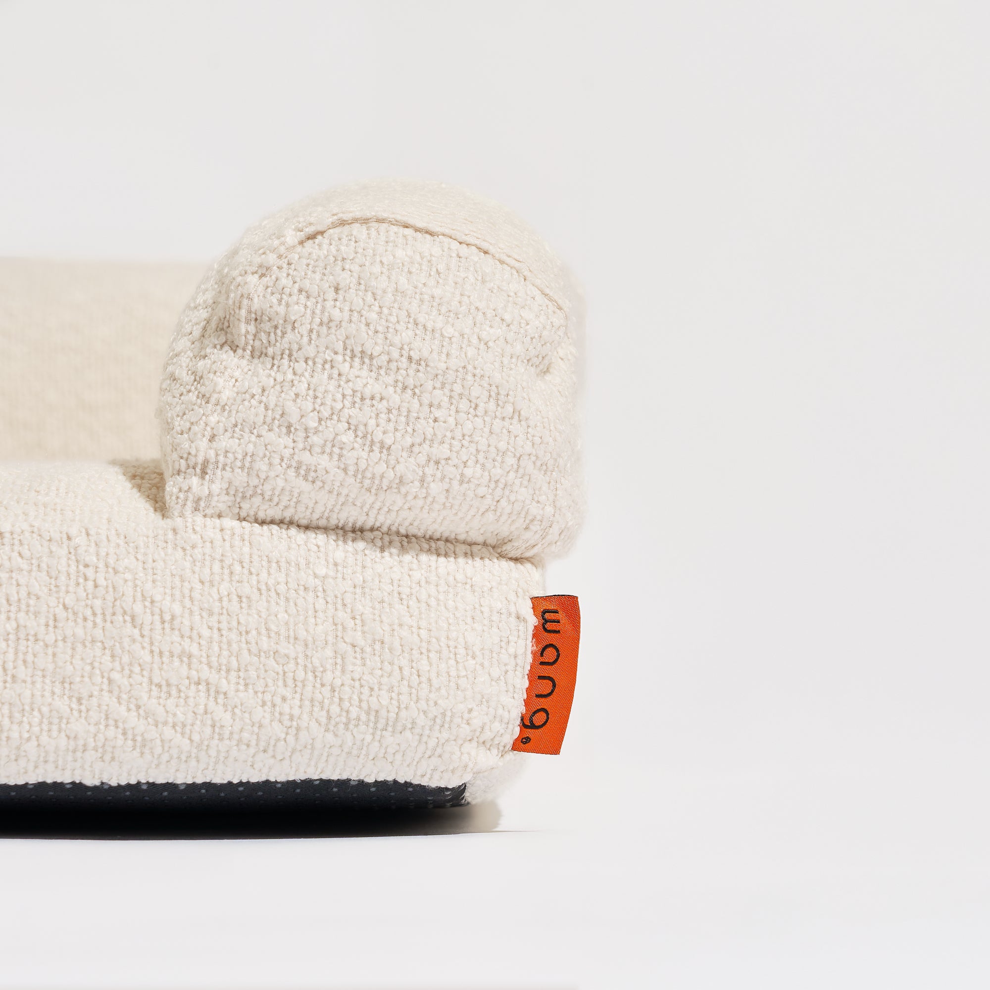 wang. Asymmetrical Dog Bed